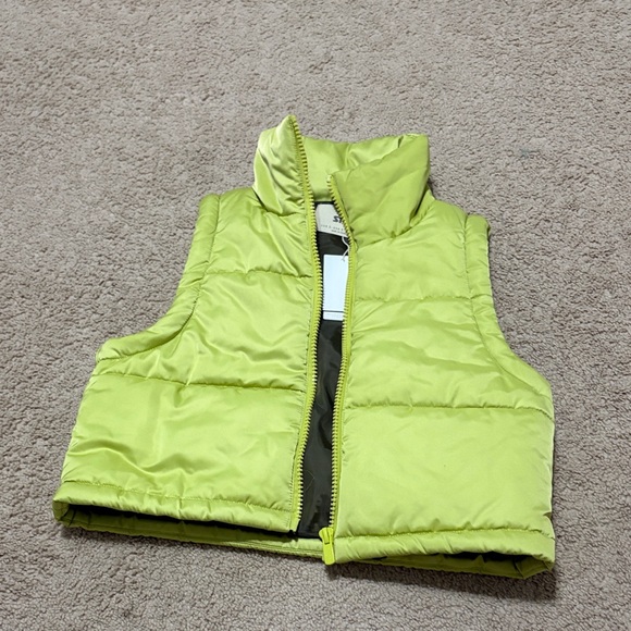 Stradivarius Lime Green Puffer Vest - Picture 1 of 3